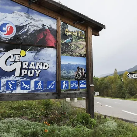 & Jardin Au Coeur Des Montagnes Alpines Seyne